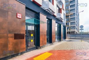 ПСН 45 м² в аренду ЖК Бунинские кварталы, 1 этаж, угловое помещение с витринными окнами и двумя входами