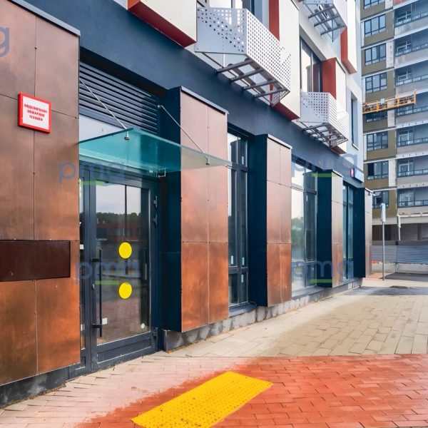 ПСН 45 м² в аренду ЖК Бунинские кварталы, 1 этаж, угловое помещение с витринными окнами и двумя входами